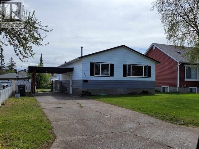 834 Ewert Street — photo 1