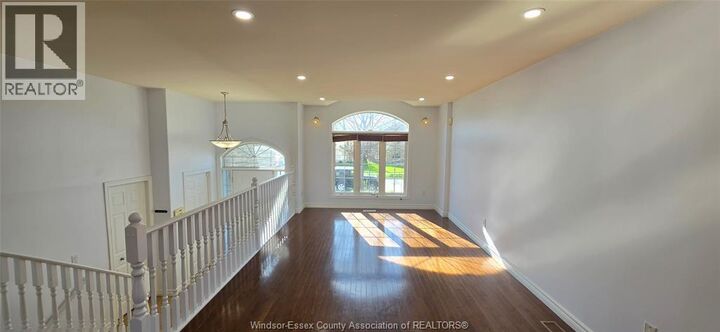 Property Photo:  4628 Fontana  ON N9G 3C8 
