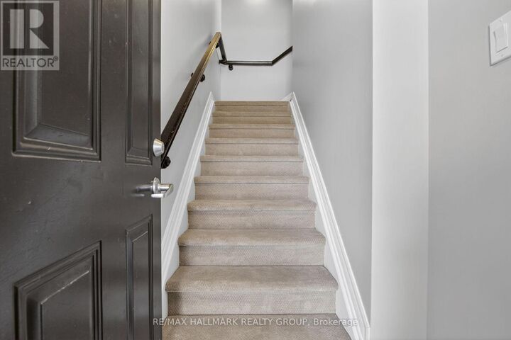 Property Photo:  1145 Longfields Drive B  ON K2J 5R5 