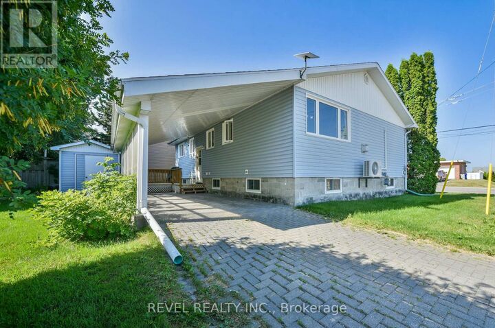 Property Photo:  344 Spruce Street North  ON P4N 6N5 