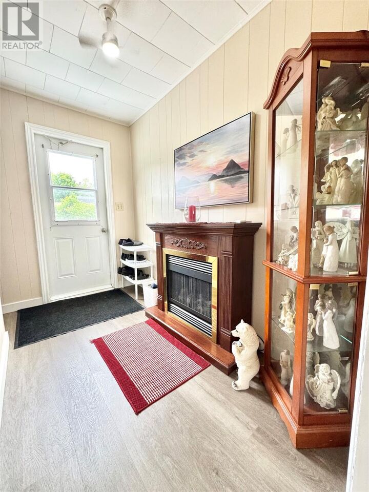 Property Photo:  92 Main Street  NL A0G 1L0 