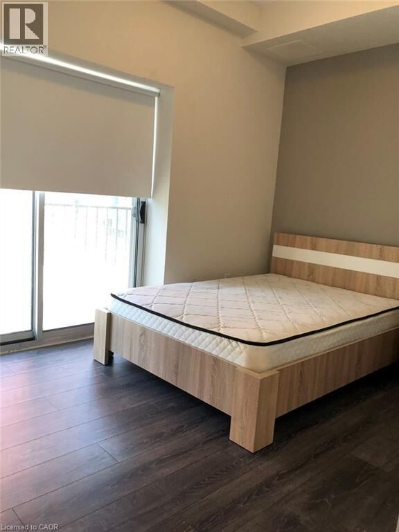 Property Photo:  251 Hemlock Street 220  ON N2L 0H2 