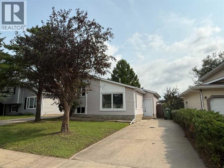 Property Photo: 2725 57B Avenue AB T9V 2N1