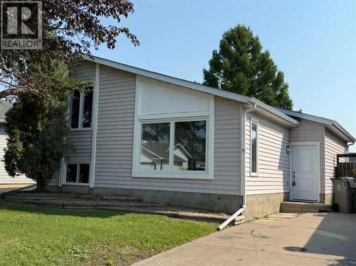 Property Photo: 2725 57B Avenue AB T9V 2N1