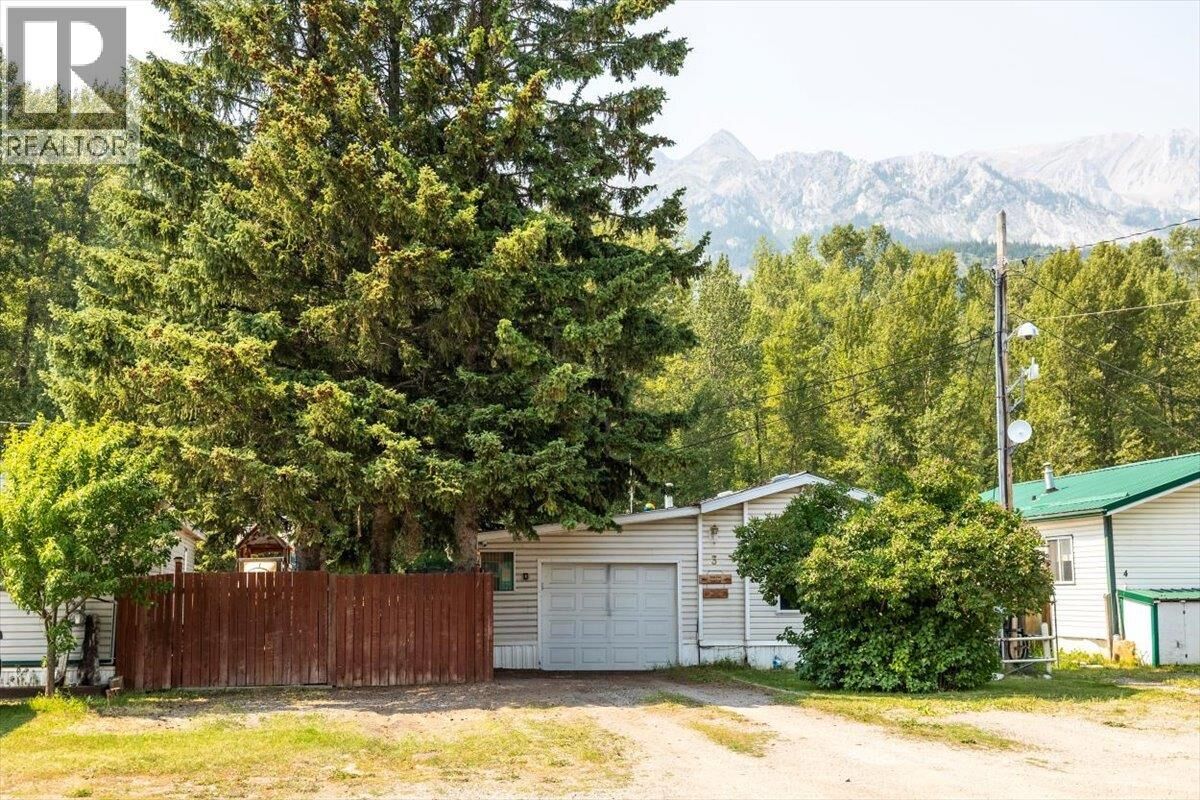 Property Photo:  2011 Highway 3 Other  BC V0B 1M5 
