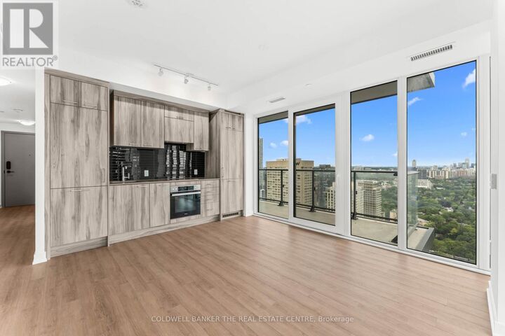 Property Photo: 634 Church Street 3905 ON M4Y 2G3