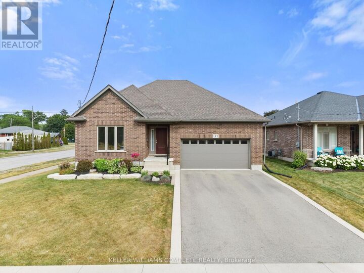 147 Scholfield Avenue — photo 1