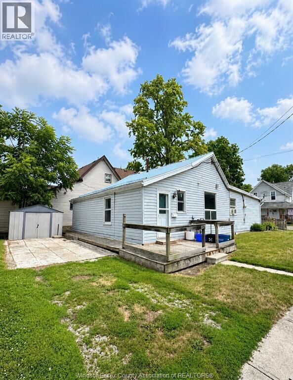 Property Photo:  67 Gray Street  ON N7M 2N5 