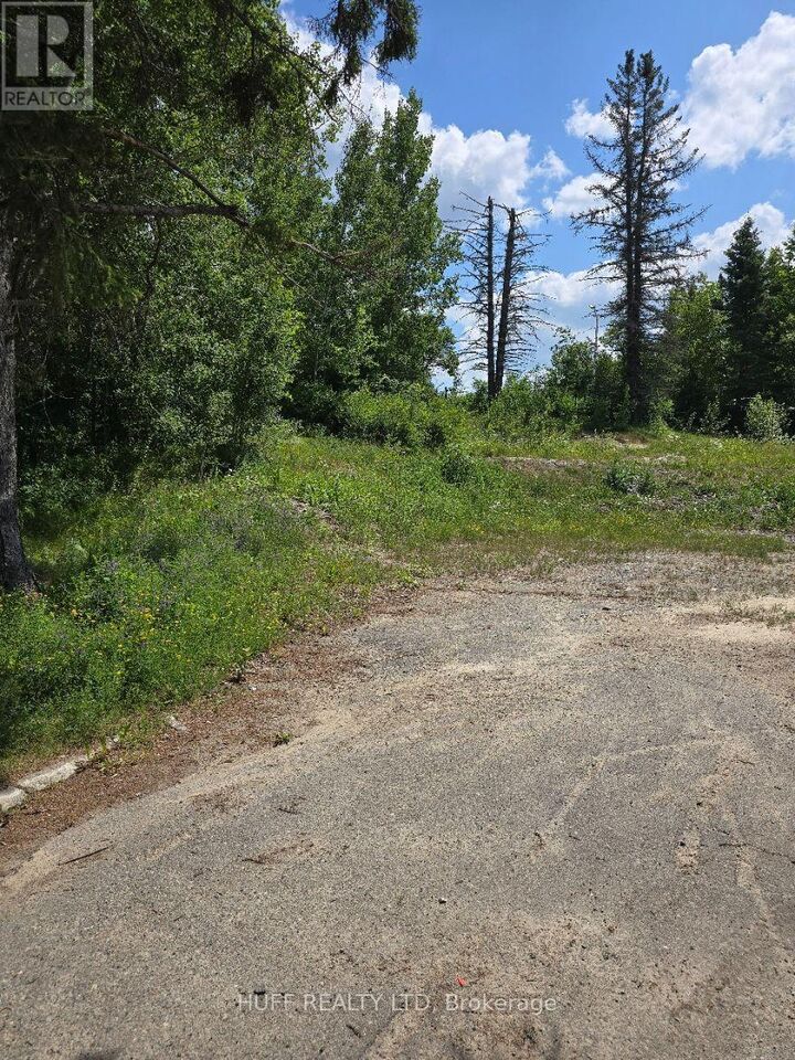 Property Photo:  107 West Government Road West  ON P2N 2E8 