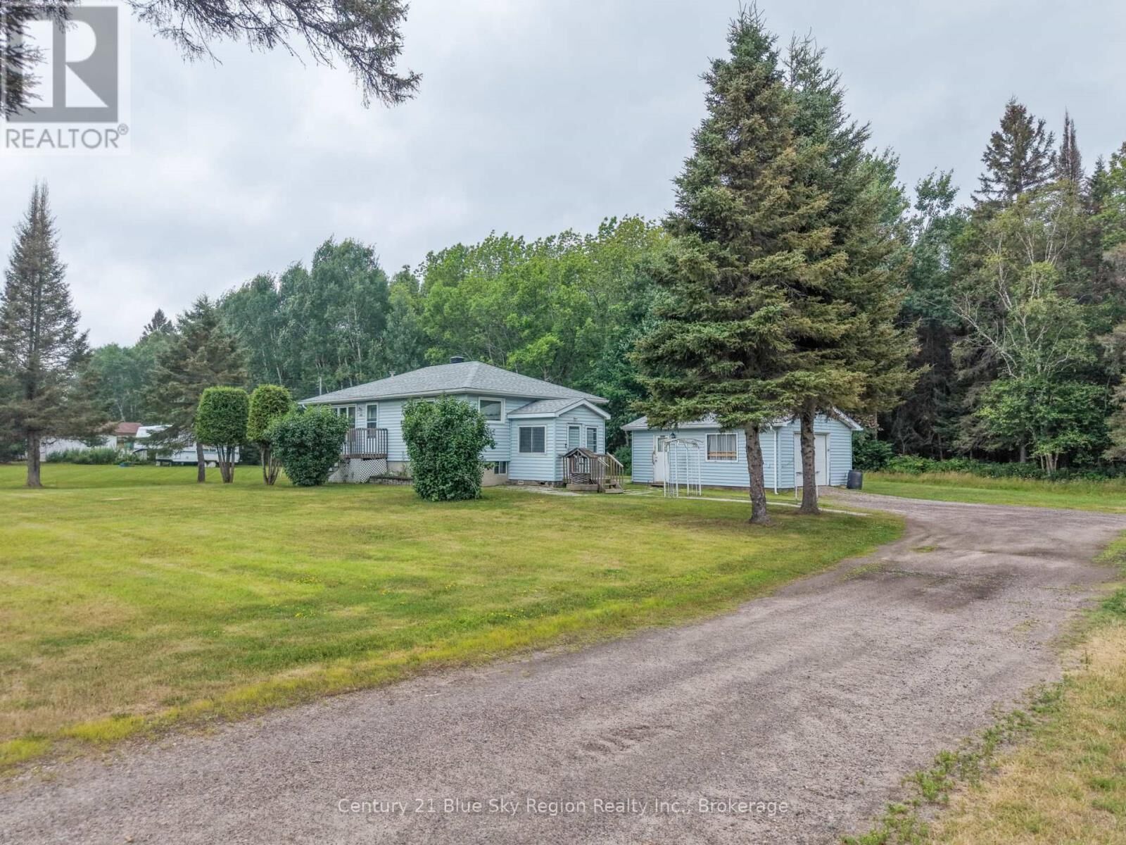 Property Photo:  1272 Lakeshore Drive  ON P1B 8Z4 