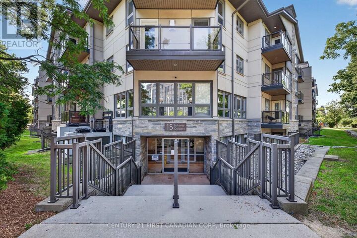 Photo de la propriété:  15 Jacksway Crescent 222  ON N5X 3T8 