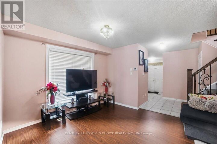 Property Photo: 33 Penguin Lane ON L6R 2A9