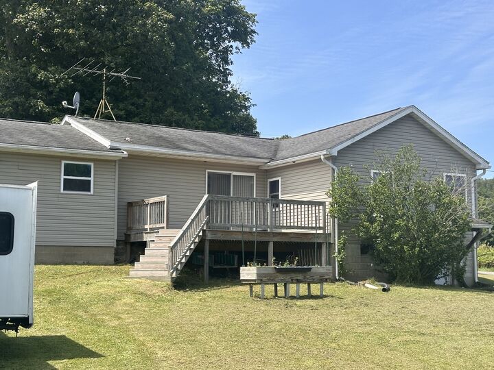 Property Photo:  20260 Greytown Hills Road  PA 16403 