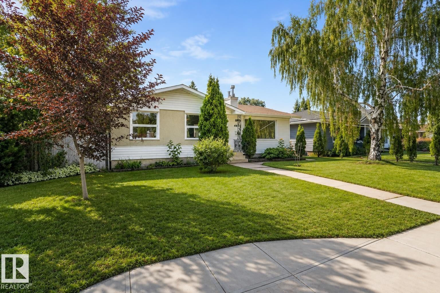 Property Photo: 4812 Malmo Road NW AB T6H 4L6