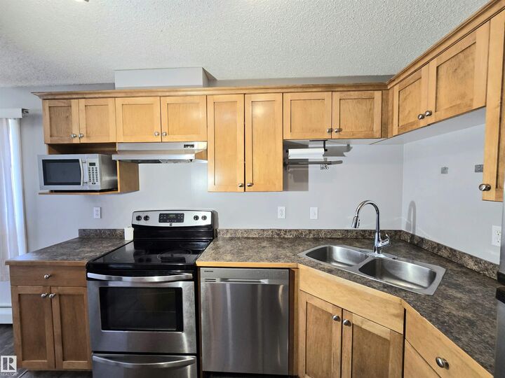 155 Edwards Drive SW 105 — photo 1