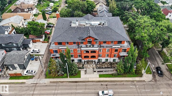 Property Photo: 7907 109 Street NW 307 AB T6G 1C7