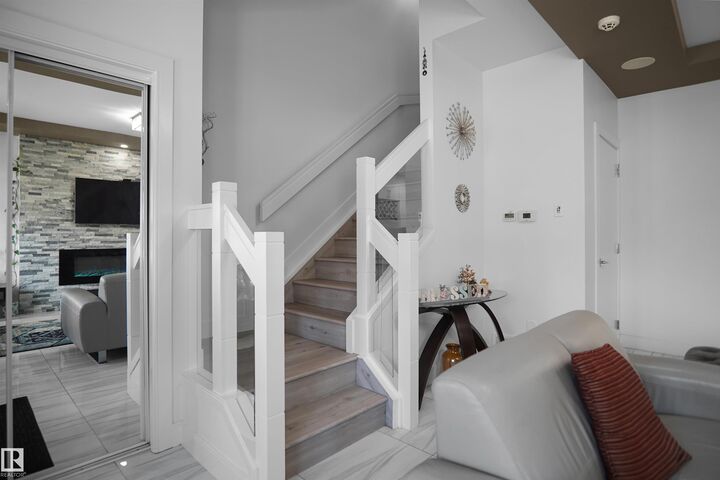Property Photo: 6532 175 Avenue NW AB T5Y 4B3