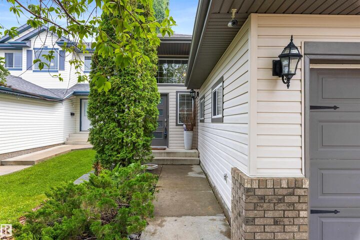 Property Photo: 15309 138B Street NW AB T6V 1P8