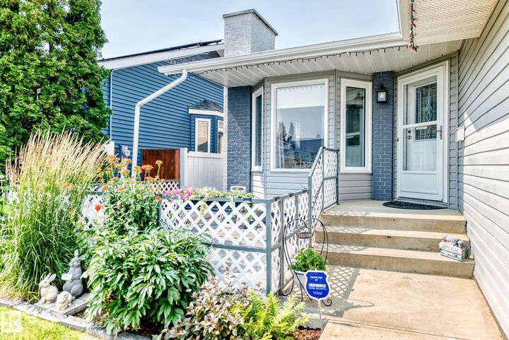Property Photo:  7028 190 Street NW  AB T5T 5E5 