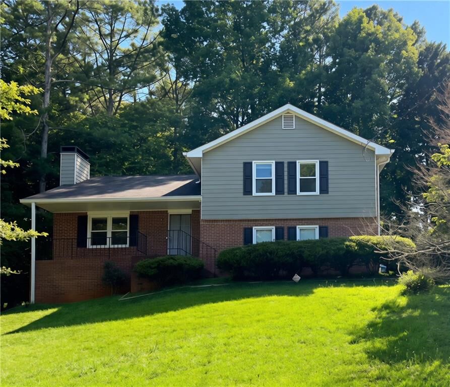 Property Photo: 33 Chief Circle GA 30043