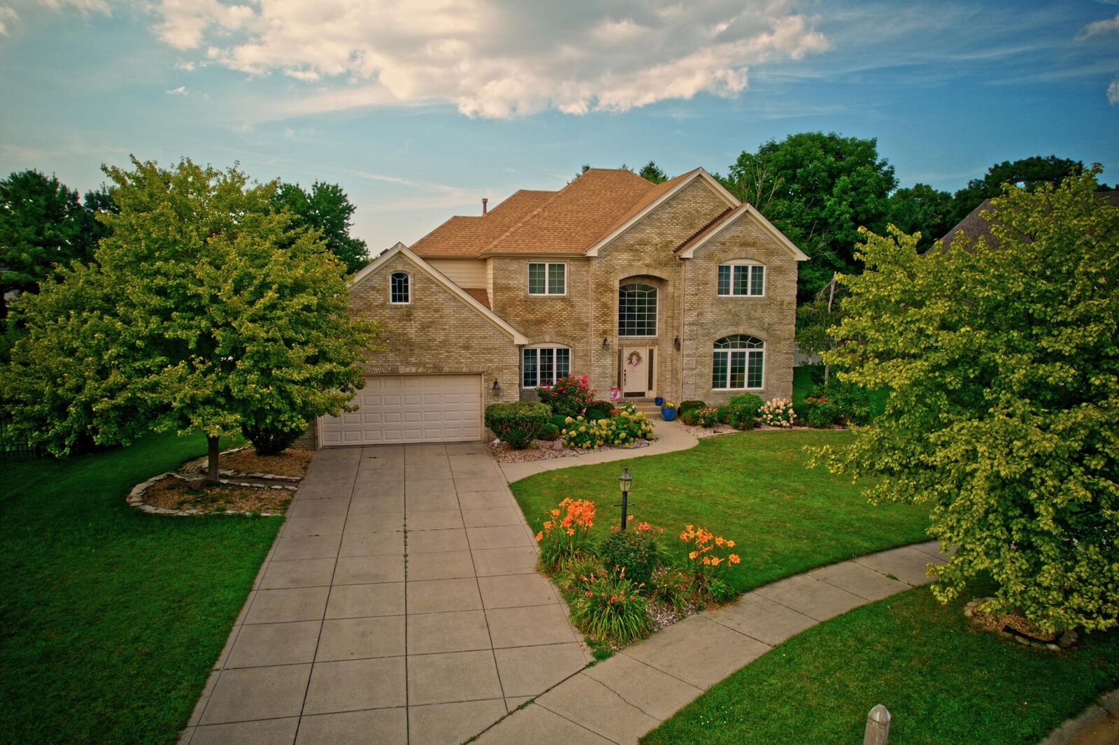 Property Photo:  1931 Cherrywood Court  IN 46321 