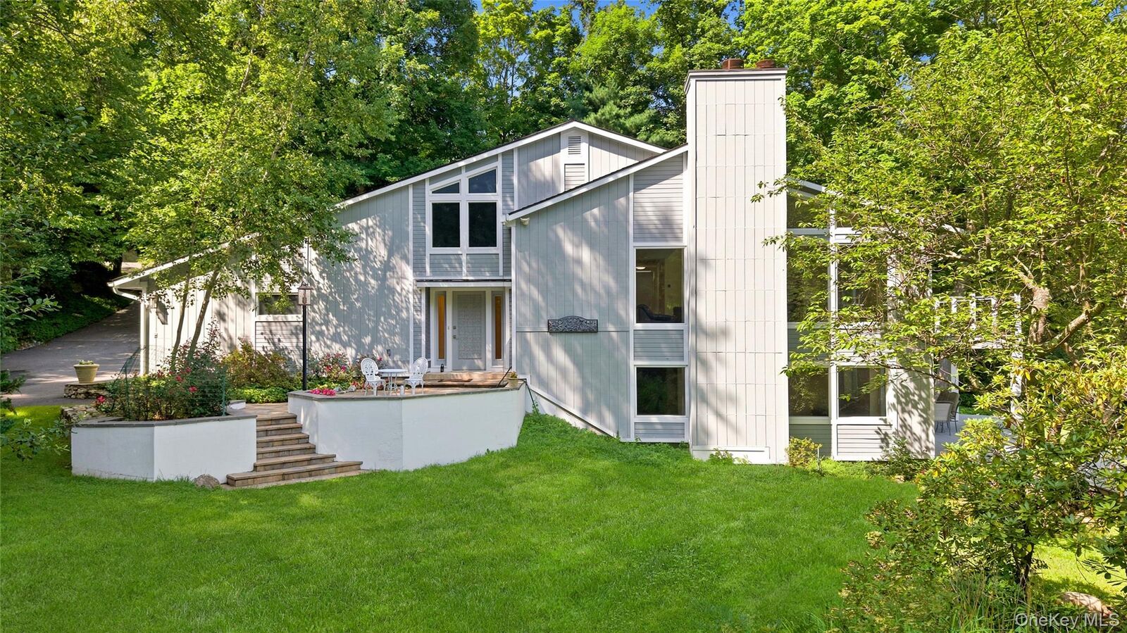 Property Photo:  170 Barger Street  NY 10579 