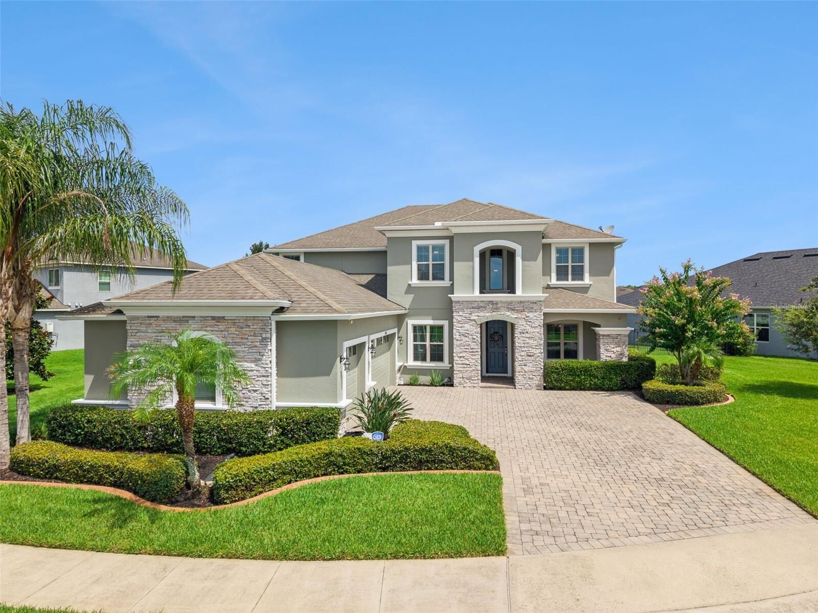 Property Photo:  13852 Jomatt Loop  FL 34787 
