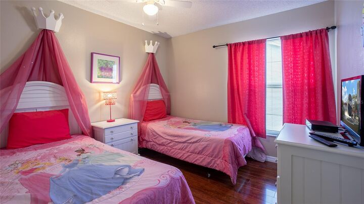 Property Photo: 7802 Laurel Oak Lane FL 34747