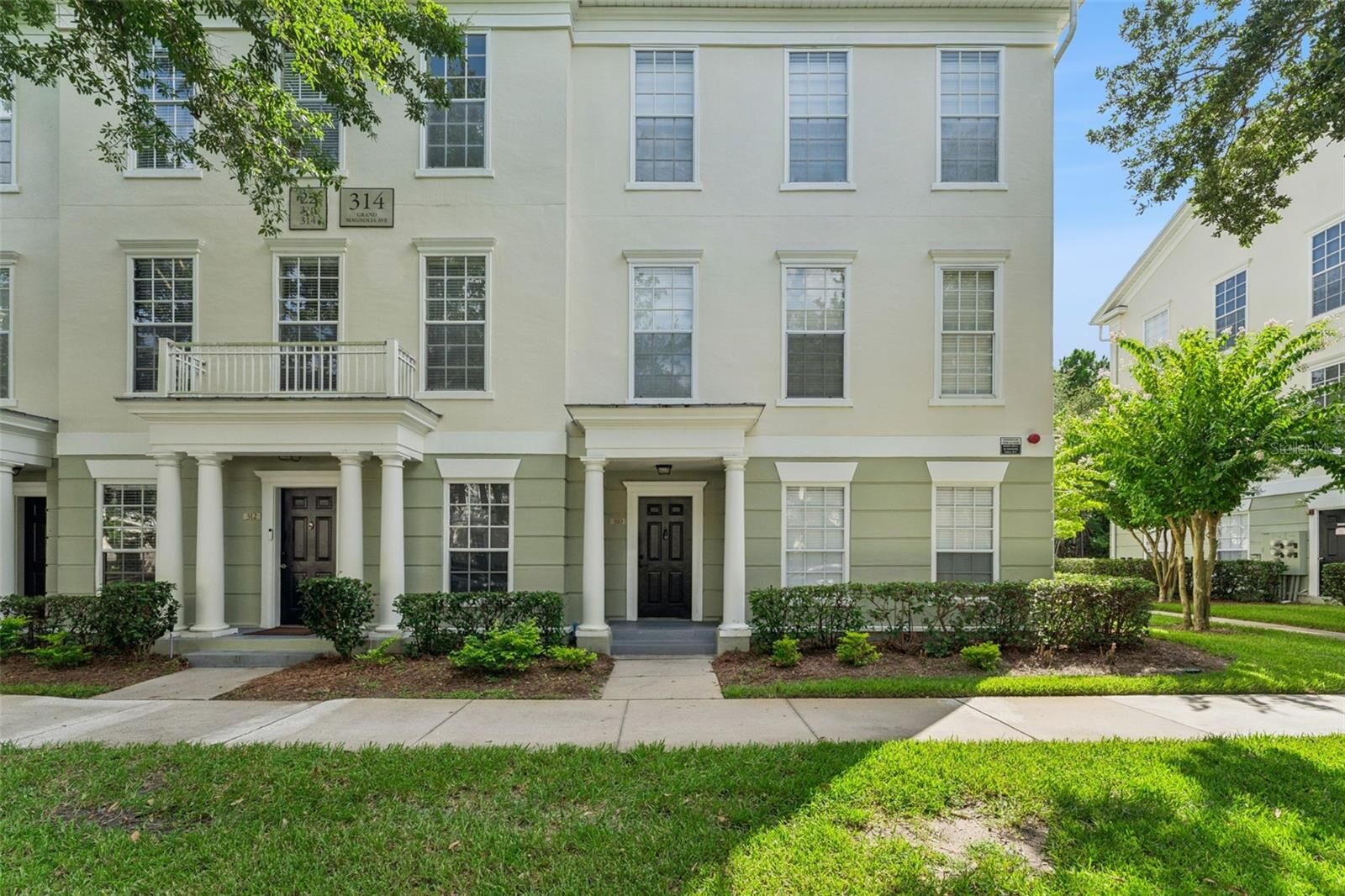 Property Photo:  310 Grand Magnolia Avenue 310  FL 34747 