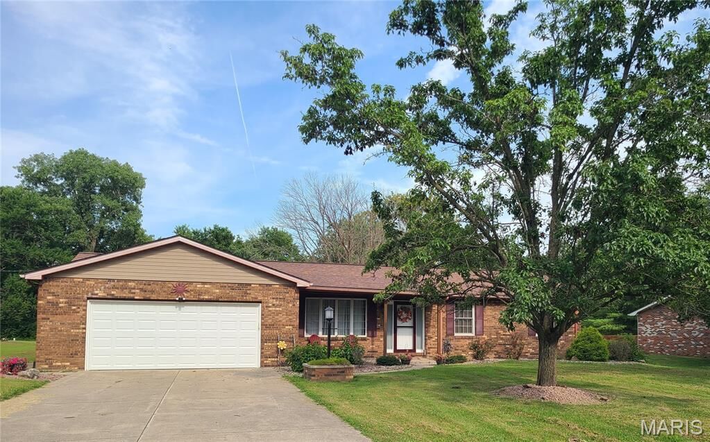 Property Photo:  6409 Alpha Drive  IL 62002 