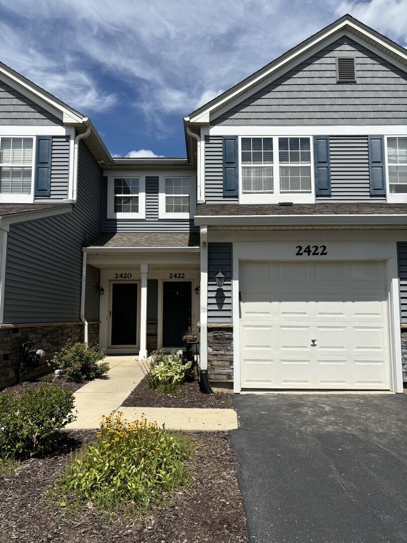 Property Photo:  2422 Golf Ridge Circle  IL 60563 