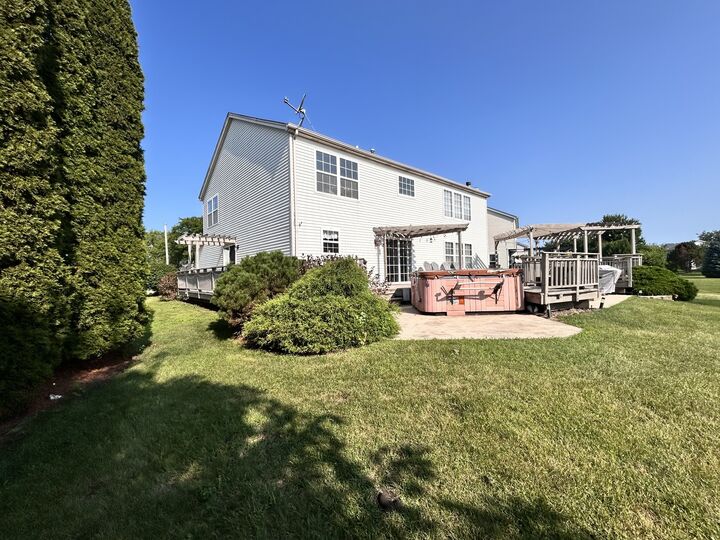 Property Photo: 1808 Arbor Gate Drive IL 60586