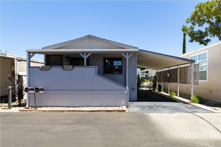 Property Photo:  1215 El Camino Real 61  CA 93422 