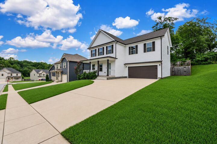 Property Photo:  1381 Sussex Dr  TN 37042 