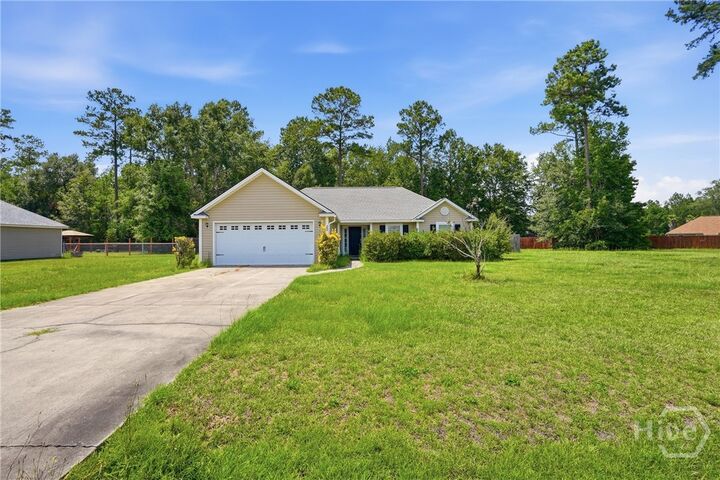 Property Photo:  20 J R Drive  GA 31308 
