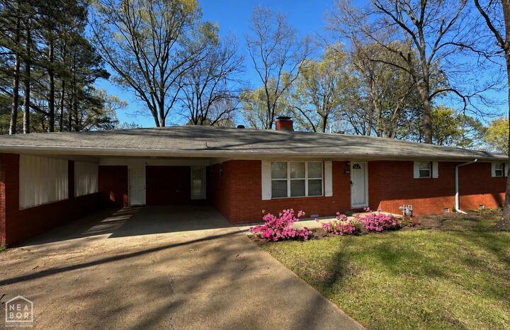 Property Photo:  4108 Oakhill Lane  AR 72405 