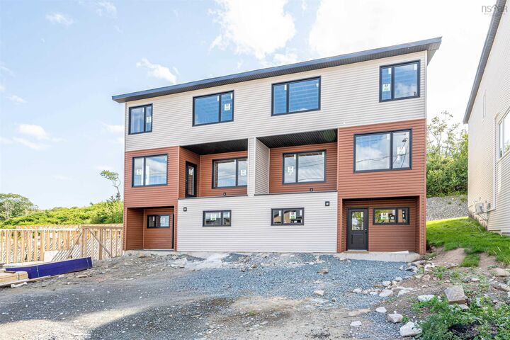 15 Swivel Court — photo 1
