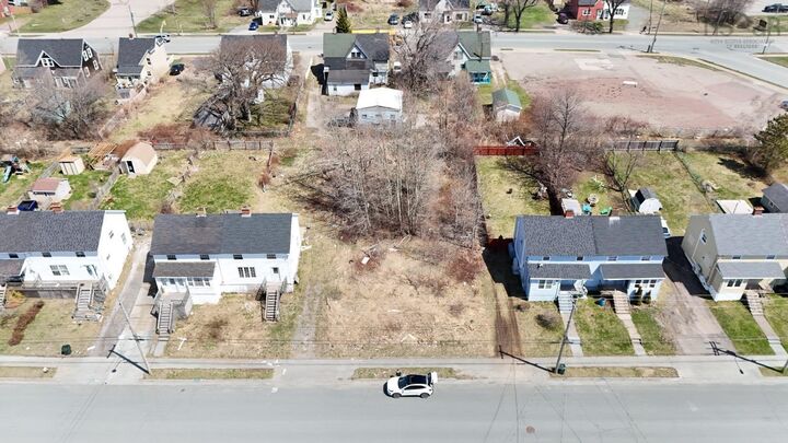 3638 Richmond Street — photo 1
