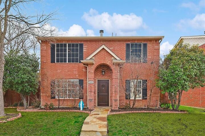Property Photo:  1404 Ross Drive  TX 75067 