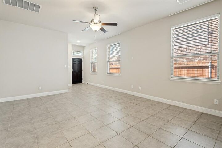 Property Photo:  3909 Chesapeake Lane  TX 75126 