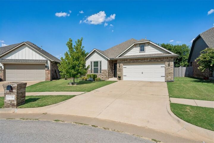 Property Photo:  13716 Paddington Avenue  OK 73142 