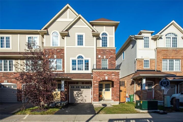 14 Kenridge Terrace — photo 1