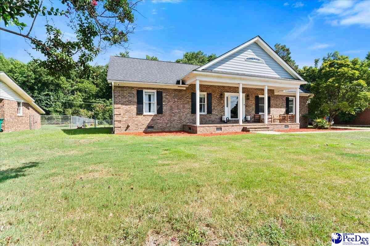 Property Photo:  131 N Lakewood Dr  SC 29501 