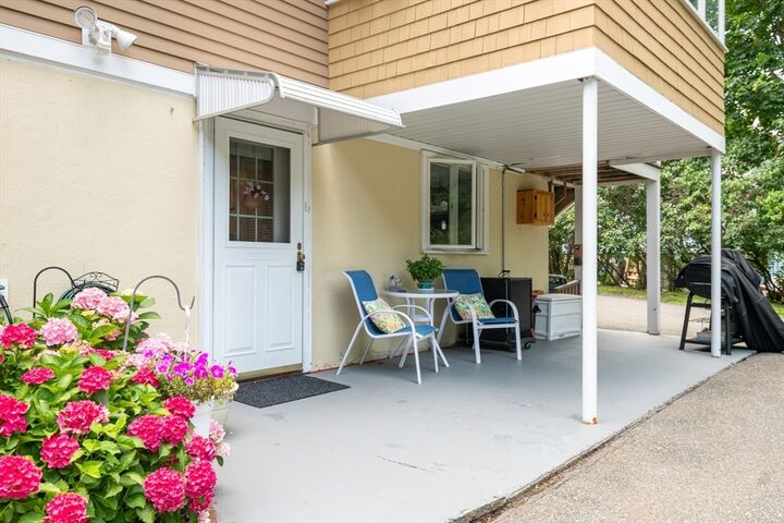 Property Photo: 980 Salem St 2 MA 01940