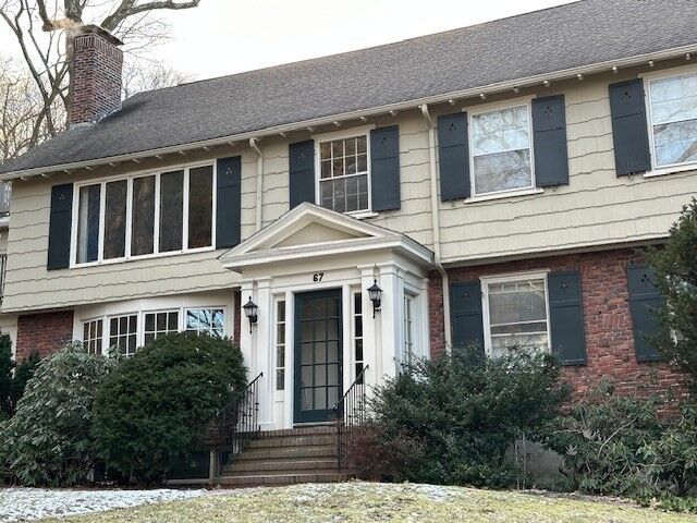 Property Photo:  67 Trowbridge Ave. 2  MA 02460 