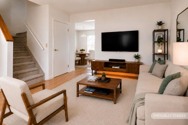 Property Photo:  1835 10 Avenue SE 102  AB T2G 5N7 