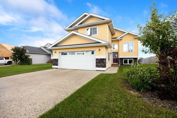 Property Photo: 204 Beaveridge Close AB T9H 2V7