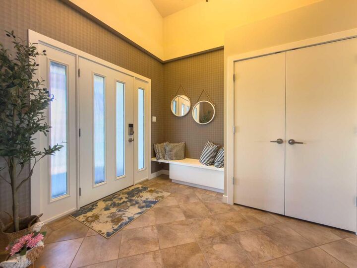 Property Photo:  534 Canyon Cove W  AB T1K 2N4 