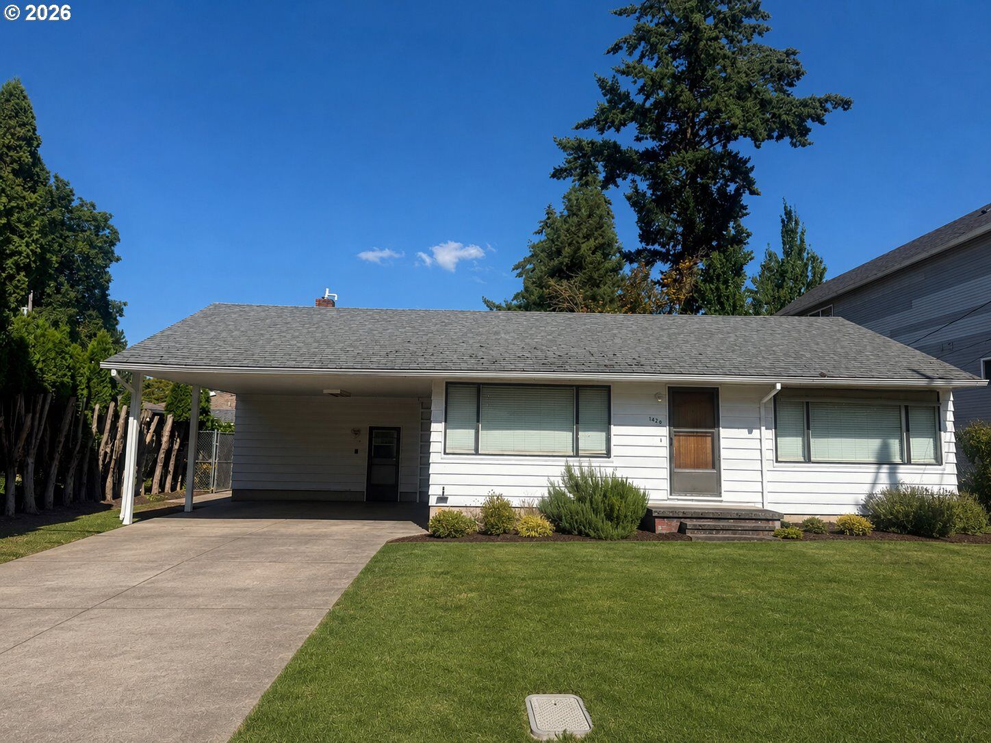Property Photo:  1420 SE 117th Ave  OR 97216 