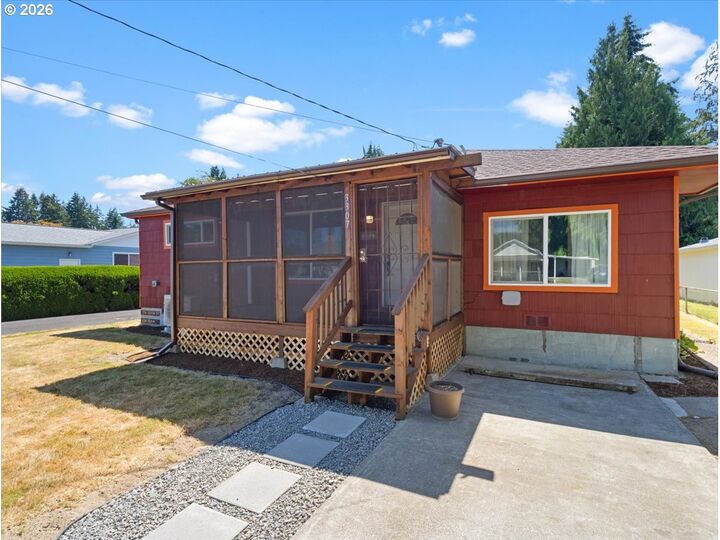 Property Photo:  3307 Ohio St  WA 98632 